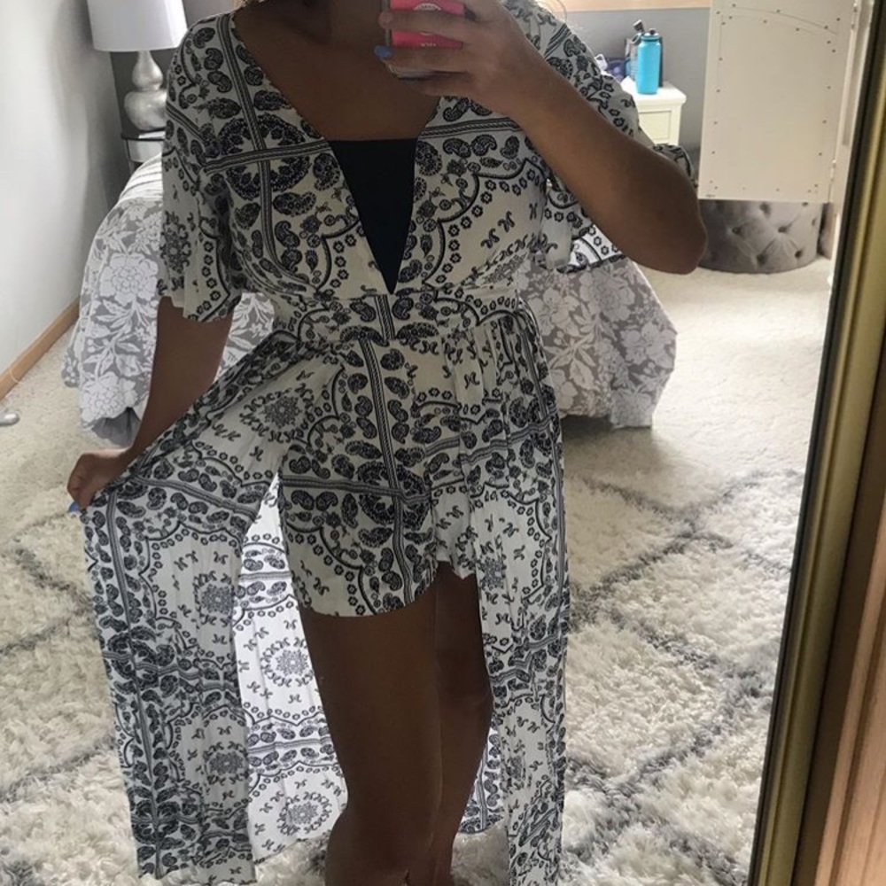 Super cute white and navy romper
